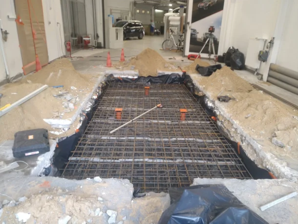 Podnośnik nożycowy Poznań_Porsche Krańcowa